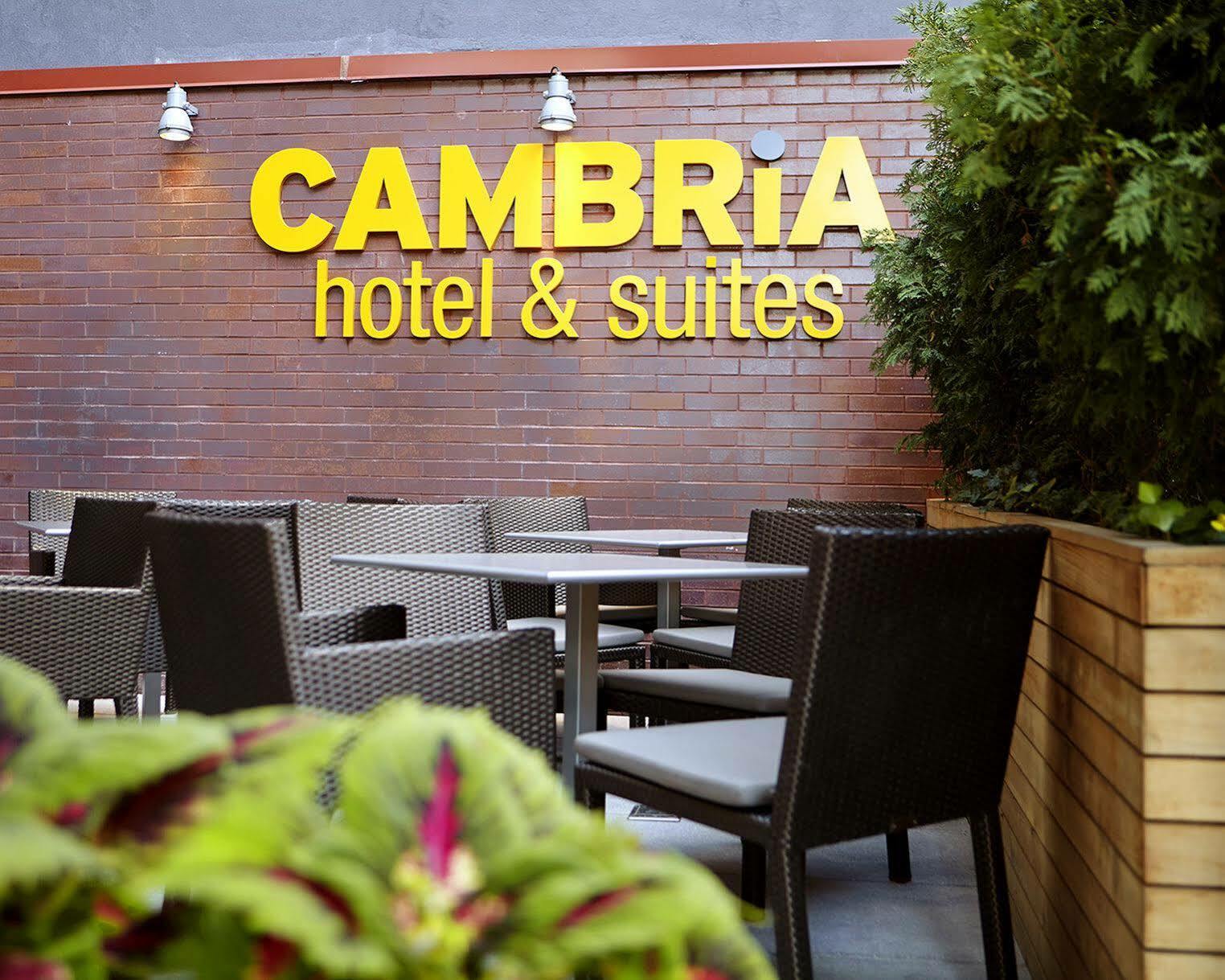 Cambria Hotel New York - Chelsea Экстерьер фото